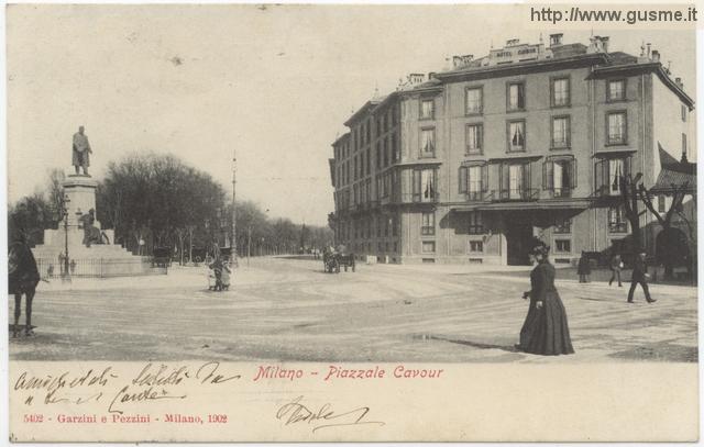 Milano - Piazzale Cavour - click to next image