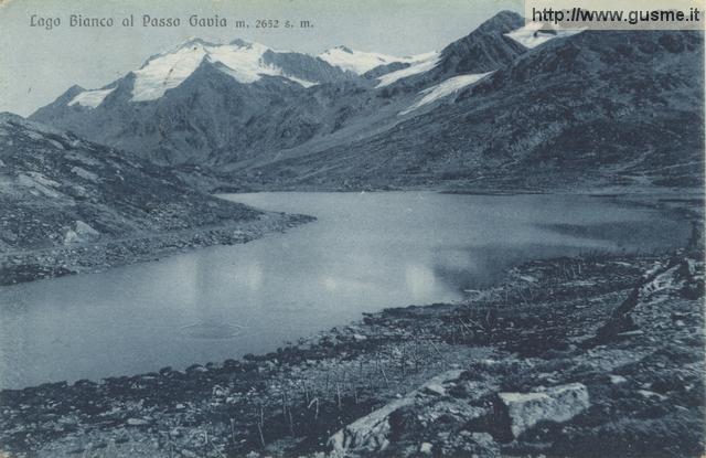 1924-08-05 Lago Bianco al Passo Gavia_trinP-01638A-AV2gavi - click to next image