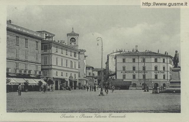 1916-vi-sd Piazza Vittorio Emanuele_trin@-01081A-SO1gari - click to next image