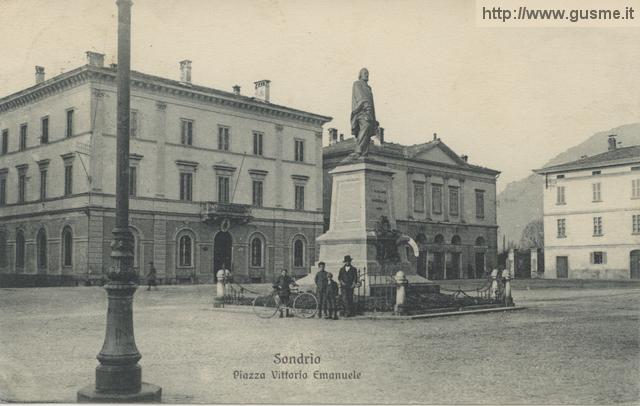 1922-12-20 Piazza Vittorio Emanuele_trin@-01374A-SO1gari - click to next image