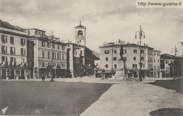 1931-no-vi Piazza Garibaldi_bisso-40310A-SO1gari - click to next image