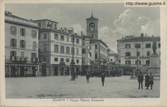 1931-no-vi Piazza Vittorio Emanuele_trinP-02058A-SO1gari - click to next image