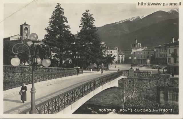 1940-07-08Ponte Giacomo Matteotti_orvin-00012A-SO5poma - click to next image