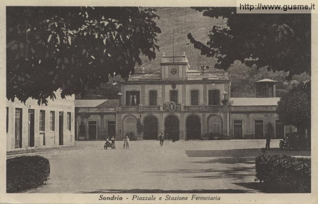 1937-06-26 Piazzale e Stazione Ferroviaria_orvin-00010A-SO4staz - click to next image