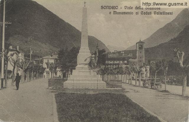 1911-09-03 Viale della Stazione e Monum.azzal-24599A-SO5vsta - click to next image