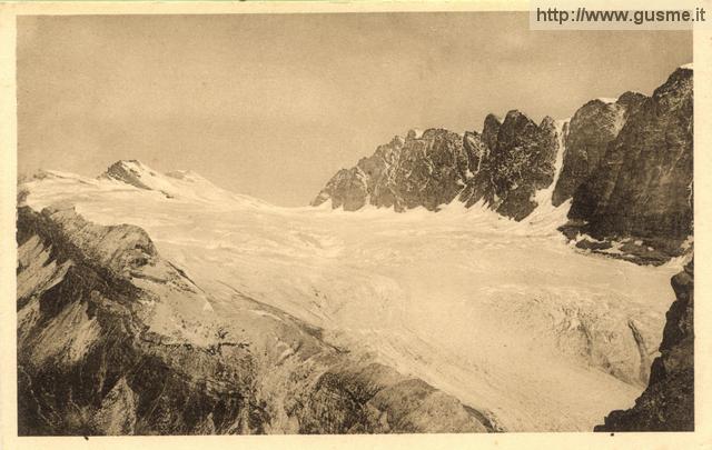 1924-09-01 Pizzo Tremoggia e Ghiacciaio di Scerscen Inf_fotot_00361A-VM1lanz - click to next image