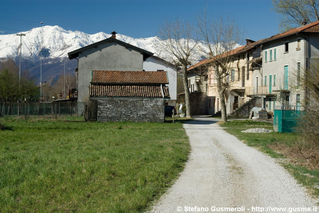  Gera Lario presso Ponte del Passo - click to next image