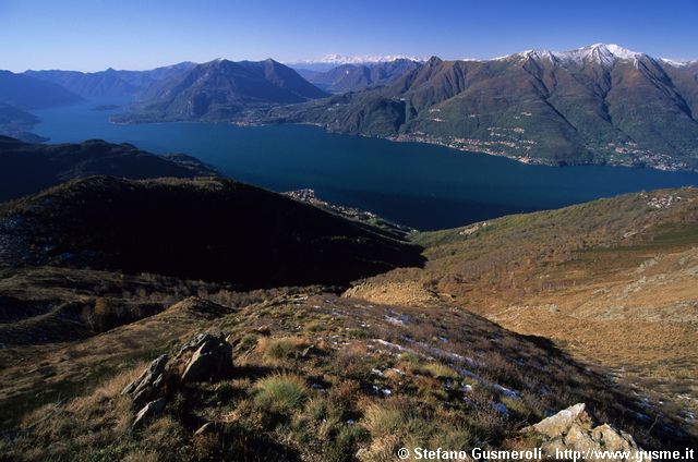  Panorama sul lago di Como - click to next image