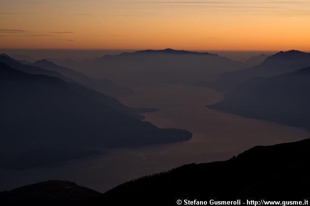  Tramonto sul lago di Como - click to next image