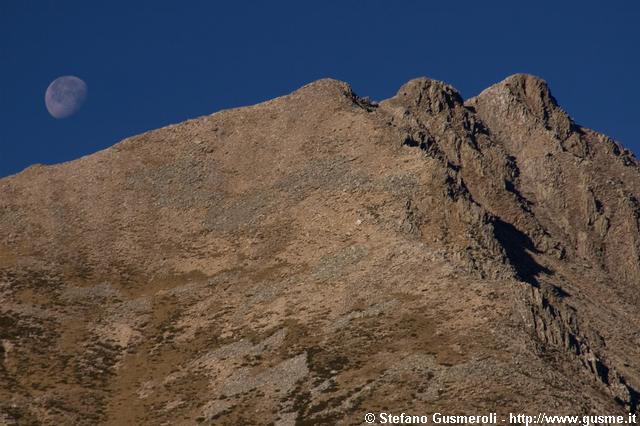  Contrafforti del Sasso Canale e luna - click to next image