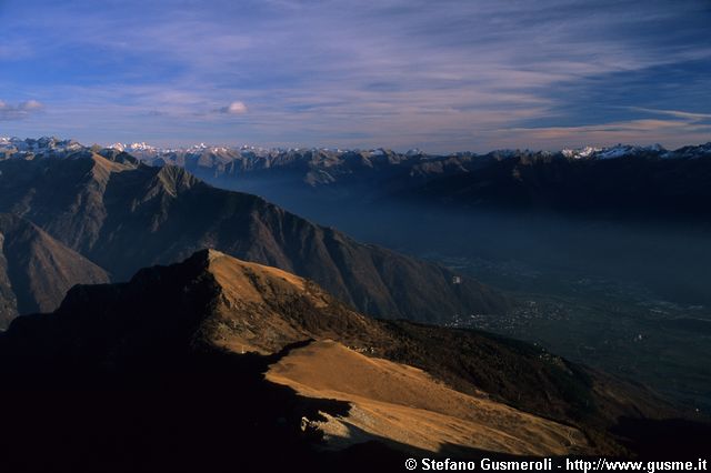  Monte Berlinghera e Valtellina al tramonto - click to next image