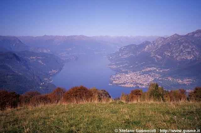  Panorama sul lago di Lecco - click to next image