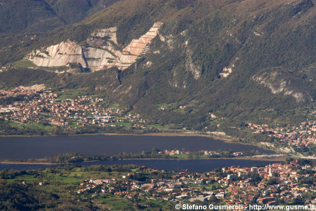  Lago di Annone e cava di Cesana - click to next image