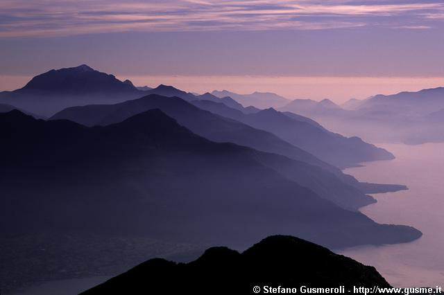  Controluce su Legnoncino, Croce di Muggio e Grigna - click to next image