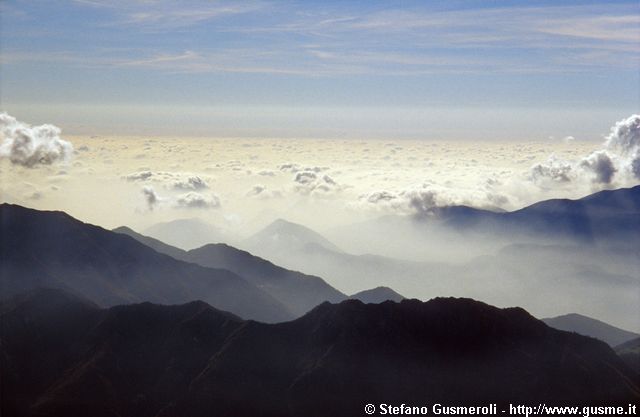  Mare di nuvole sulla padana - click to next image