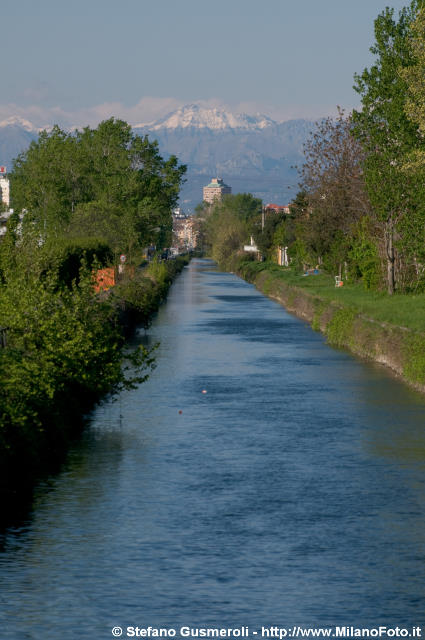  Naviglio Pavese presso Assago - click to next image