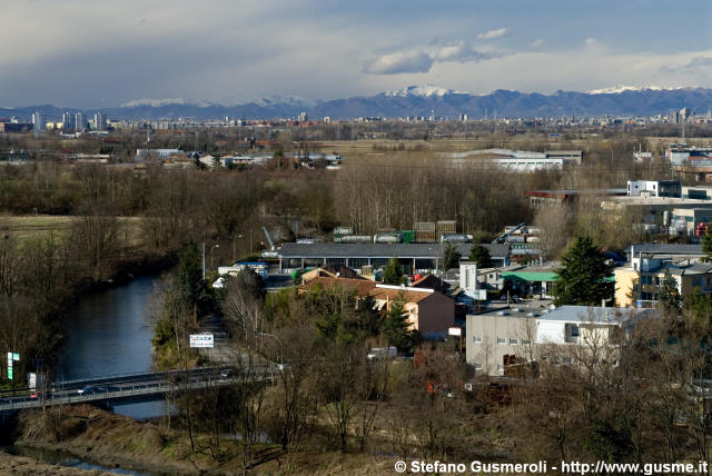  Lambro presso il Moro di Locate - click to next image