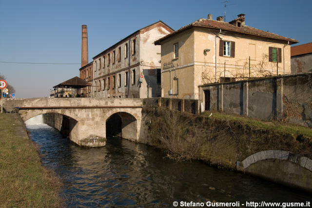  Ponte presso le chiuse - click to next image