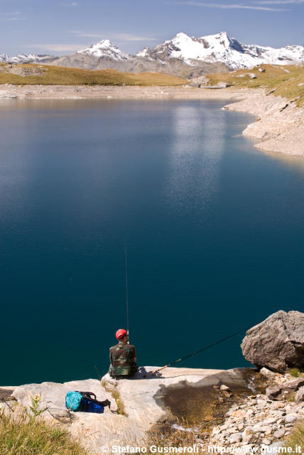  Pescatore al lago Nero - click to next image