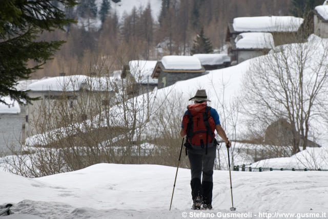  Ciaspolando verso Starleggia - click to next image