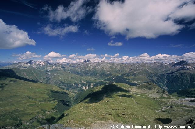  Dal Bardan, sul Pian dei Cavalli e l'alta val San Giacomo - click to next image