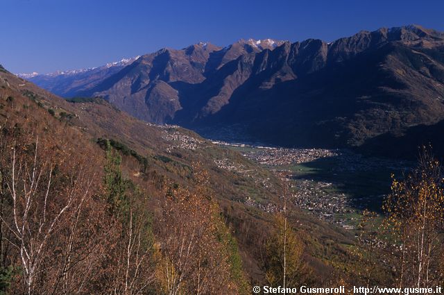  Valtellina verso Mello, Traona e Morbegno - click to next image