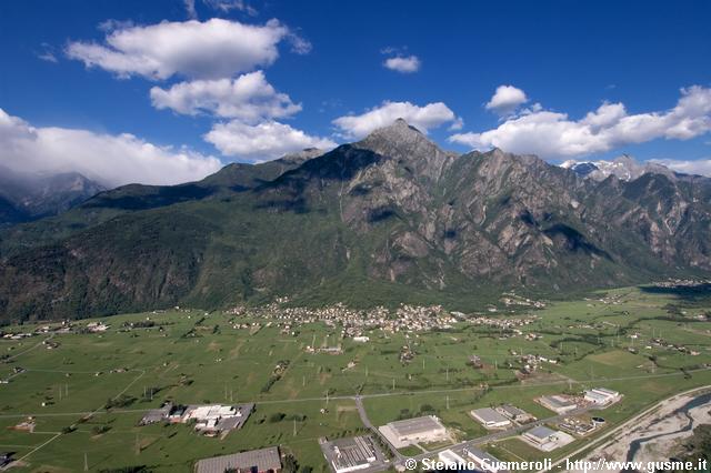  Piana di Chiavenna e pizzo di Prata - click to next image