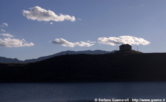  Lago d'Emet - click to next image