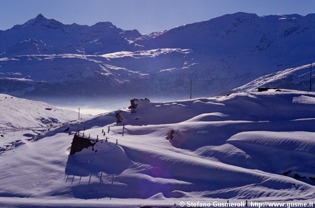  Strada per la diga di Montespluga - click to next image