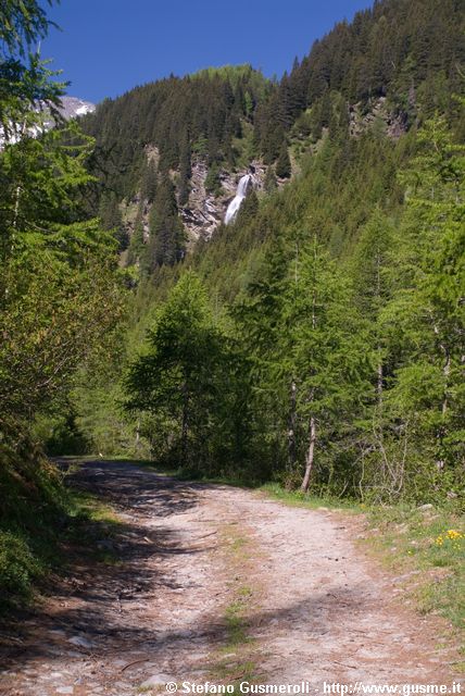  Strada in val Febbraro - click to next image