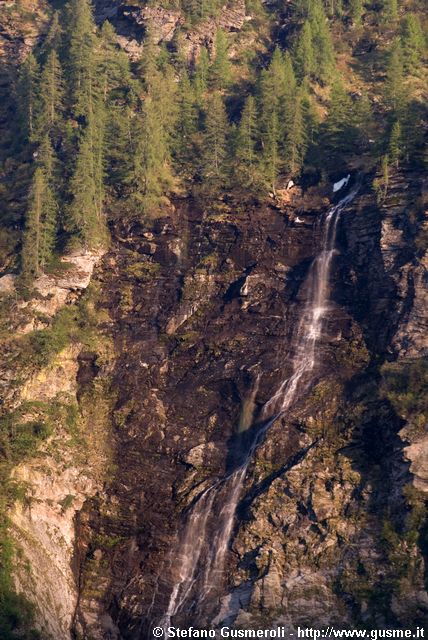  Cascata in val Febbraro - click to next image