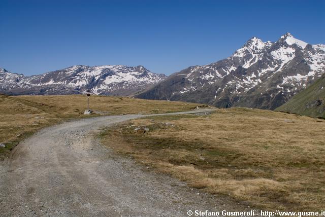  La strada per la cava sugli Andossi - click to next image