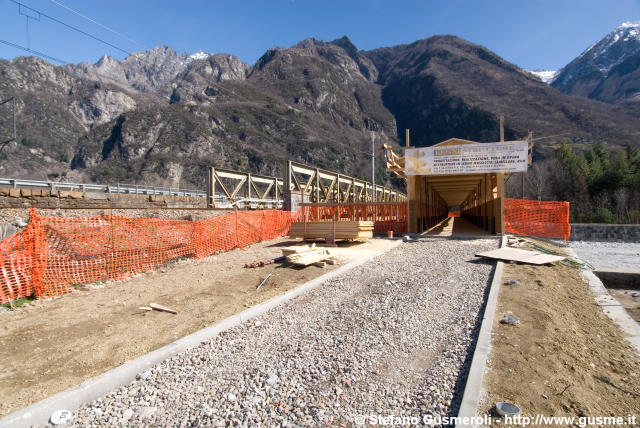  Cantiere Passerella sul Codera - click to next image