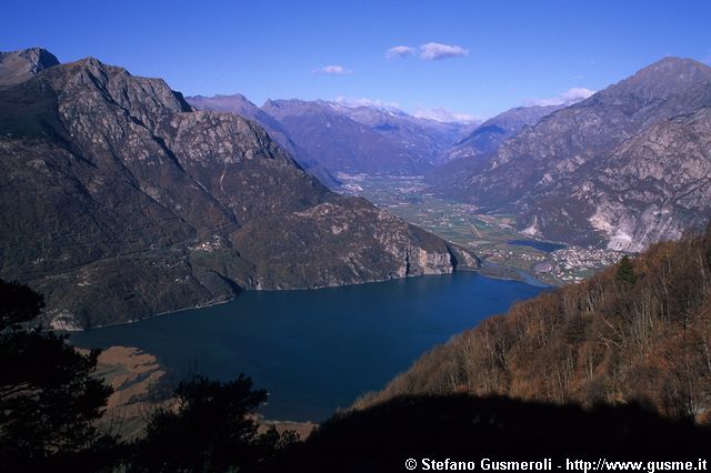  Lago di Mezzola, Berlinghera e Valchiavenna - click to next image