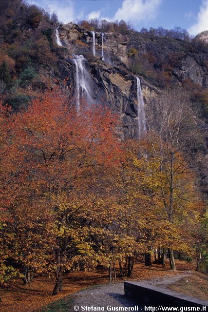  Cascate dell'Acquafraggia - click to next image