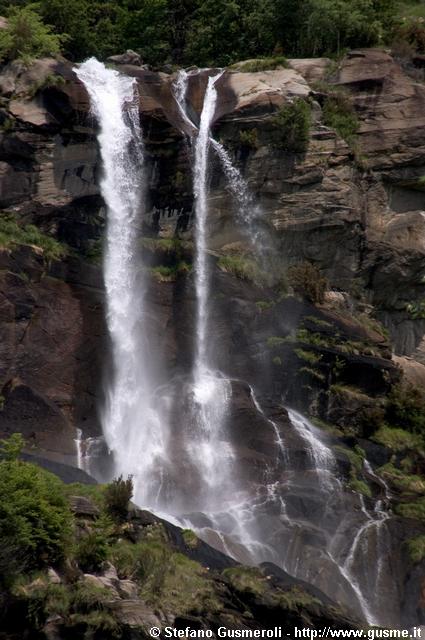  Cascate dell'Acquafraggia - click to next image