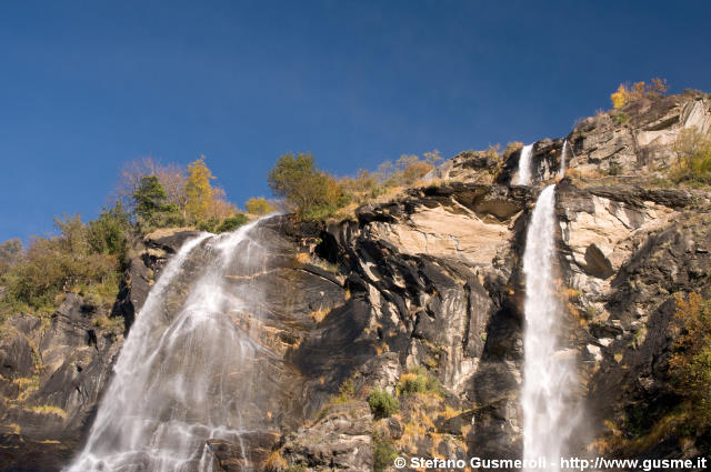  Cascata dell'Acqua Fraggia - click to next image