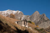 20101105_145853 Rustico, Pizzo dello Scudo e il monte Saragiolo