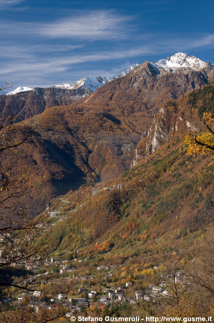  Panorama autunnale su Prosto - click to next image