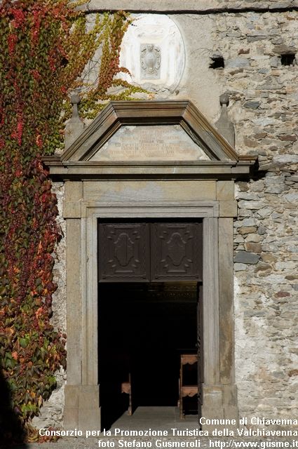  Chiesa - Ingresso - click to next image