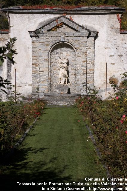  Giardino - Fontana - click to next image