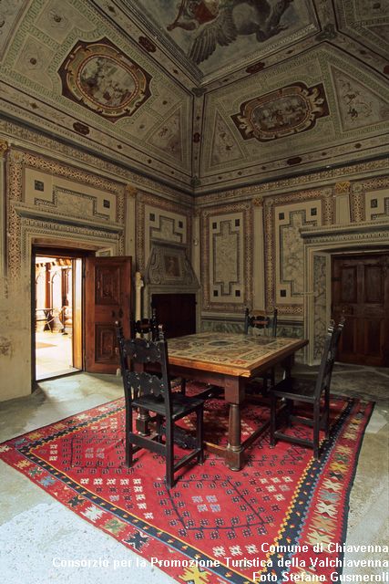  Sala di Perseo - click to next image