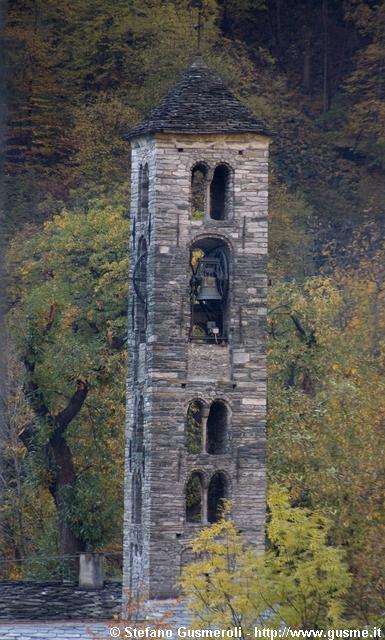  S.Martino in Aurogo - Campanile - click to next image