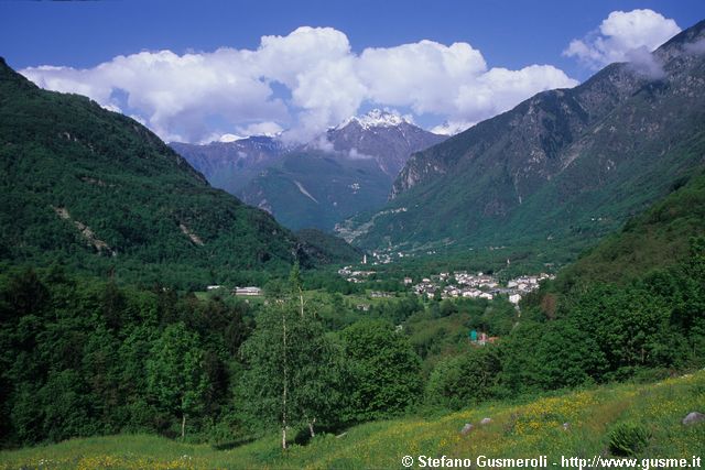  Val Bregaglia e monte Mater - click to next image