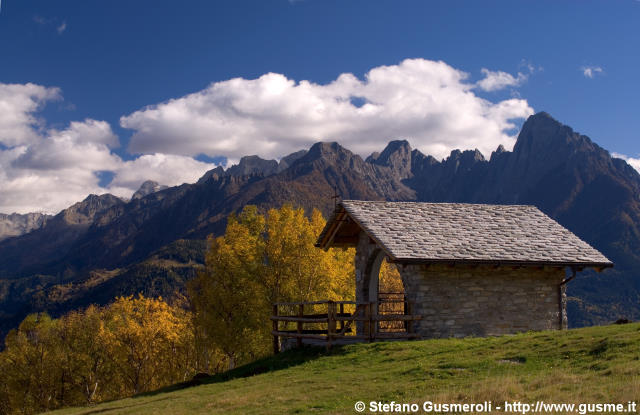  Cappella Alpini presso Pratomorello - click to next image