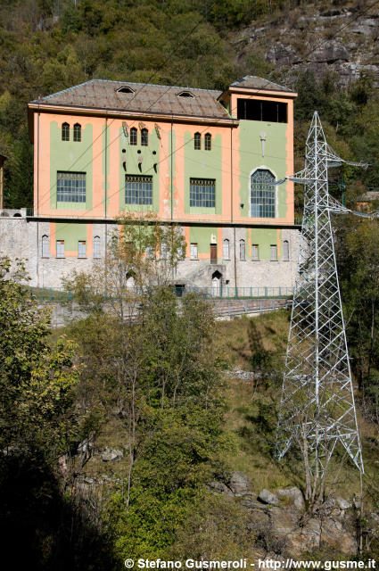  Centrale di San Bernardo - click to next image