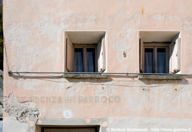  Residenza del parroco - click to next image