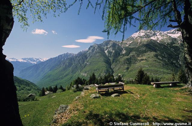  Panorama dal Roccolo di Tabiadascio - click to next image