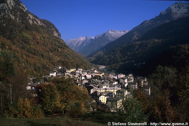  Villa di Chiavenna vista da Posmotta - click to next image