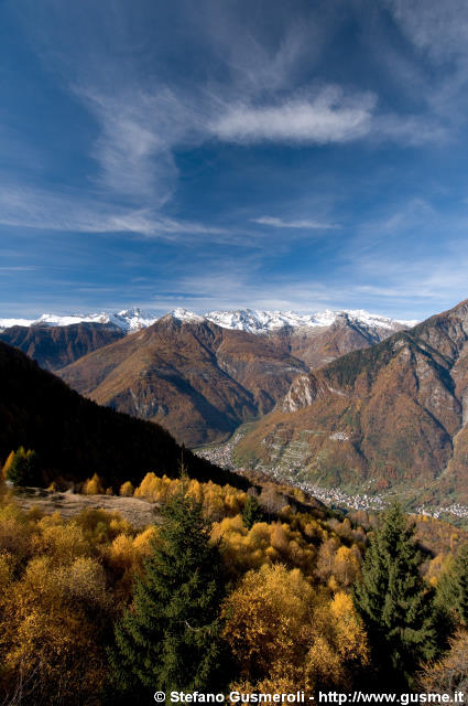  Panorama verso la valle Spluga - click to next image